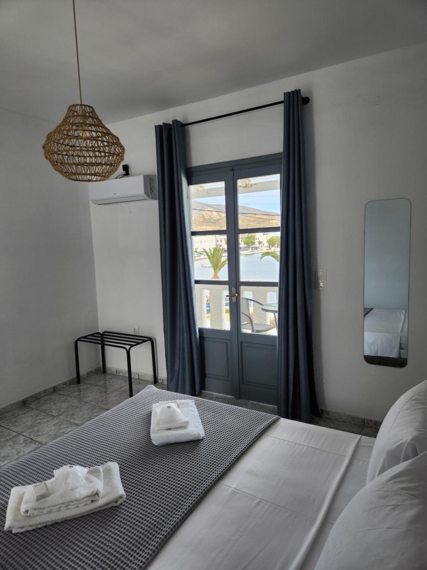Eleios Hotel Serifos Livadi  Exterior photo